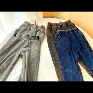 Lot of boys sweats M, 8-10